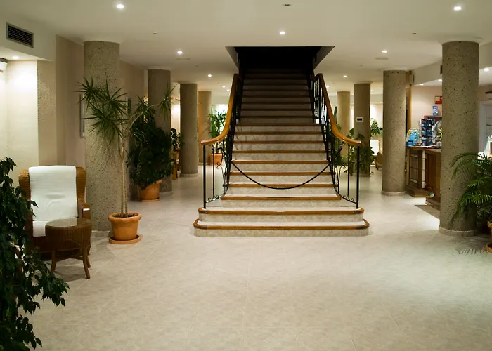 מלון דירות Aparthotel Villas La Manga 3*