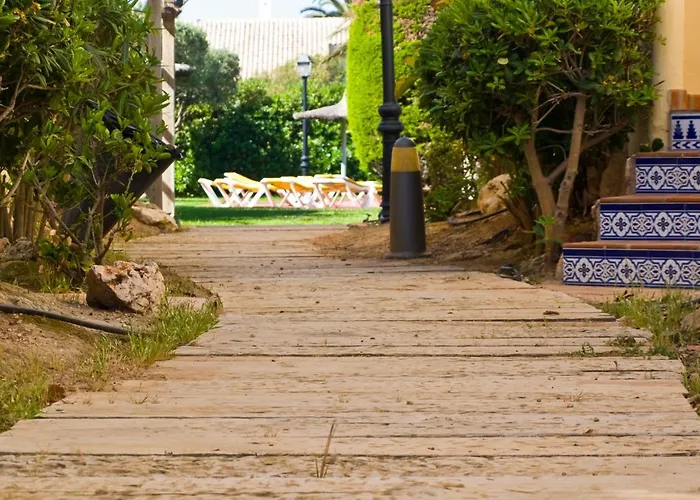 מלון דירות Aparthotel Villas La Manga 3*