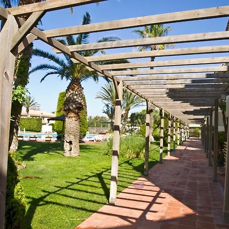 Lägenhetshotell Aparthotel Villas La Manga 3*