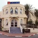 アパートホテル Aparthotel Villas La Manga 3*
